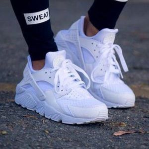 Nike air huarache sneakers off white